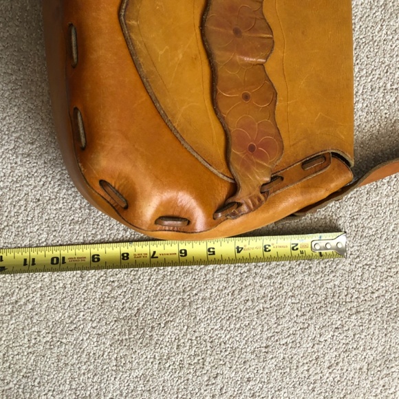 Vintage boho leather shoulder bag - Picture 10 of 11